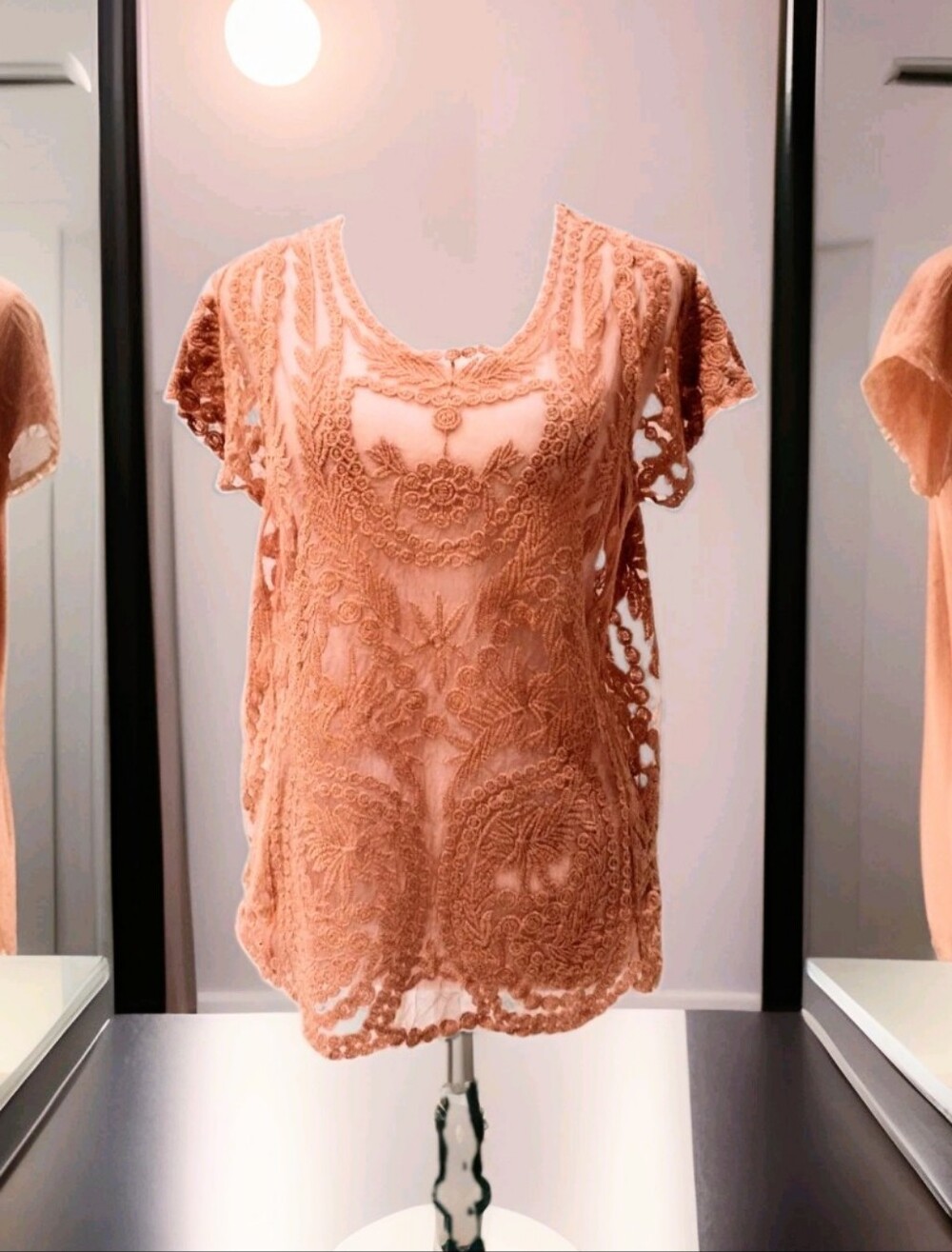 Style Apparel Sz M Lace Overlay Women's Top in Brown 🤎 Sheer.